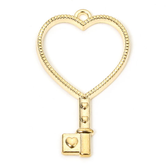 10 PCs Zinc Based Alloy Valentine's Day Pendants KC Gold Plated Key Heart 4.2cm x 2.5cm の画像