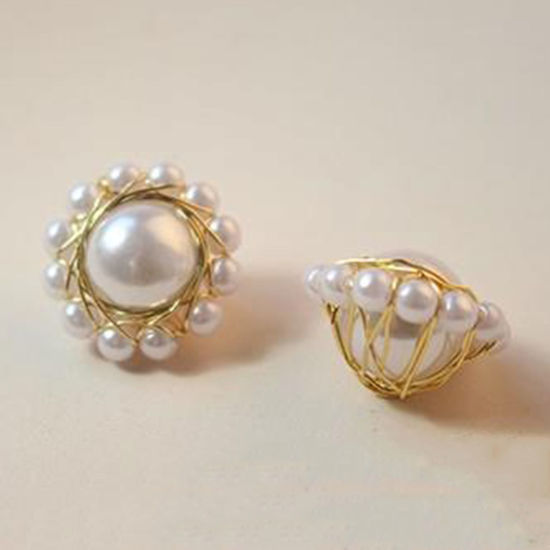 Picture of 2 PCs Brass Charms 18K Gold Plated Flower Imitation Pearl 16mm Dia.