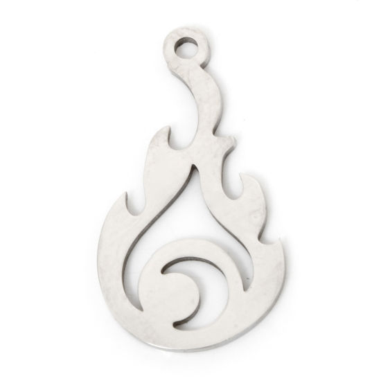 Immagine di 5 Pz Ecologico 201 Acciaio Inossidabile Semplice Ciondoli Tono Argento Fiamma Fuoco Filigrana 21.5mm x 12mm