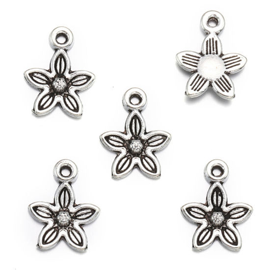 Image de 100 Pcs Breloques en Alliage de Zinc Argent Vieilli Fleur 13mm x 10.5mm