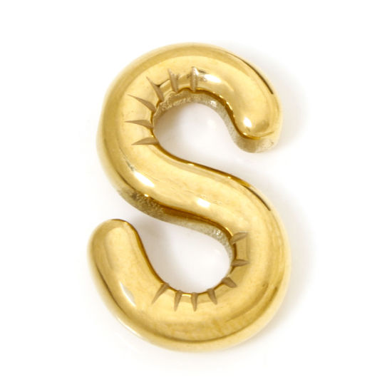 Изображение 2 ШТ Экологичное вакуумное PVD-покрытие 304 Нержавеющая Сталь Подвески 18K позолоченный прописная буква Сообщение " S " 23мм x 15мм