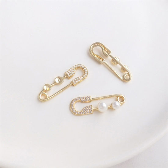 Image de 1 Pièce Breloques Vêtements en Laiton Respectueux de la Nature Broche Plaqué Or Véritable 14K Micro Pave à Zircone Cubique Clair 27mm x 9mm