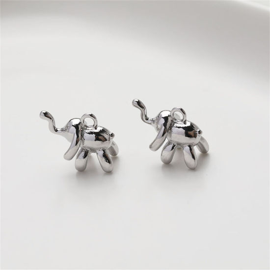 Image de 2 Pcs Breloques en Laiton Eléphant Plaqué Platine 3D 18.5mm x 12.5mm