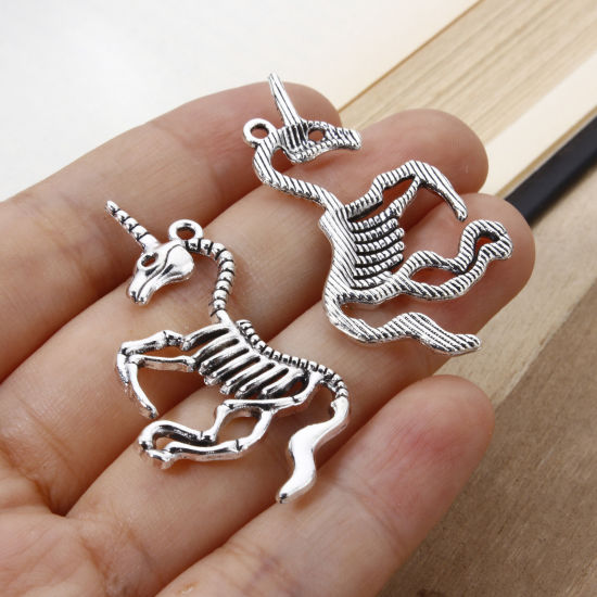 Imagen de 20 Unidades Zamak Halloween Colgantes Plata Antigua Caballo Esqueleto Humano 3.3cm x 3.2cm