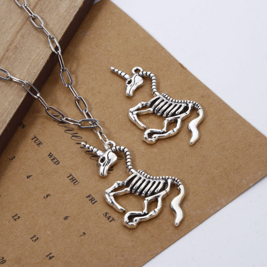 Imagen de 20 Unidades Zamak Halloween Colgantes Plata Antigua Caballo Esqueleto Humano 3.3cm x 3.2cm
