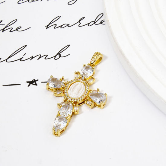 Imagen de 1 Unidad Respetuoso del Medio Ambiente Concha Naturales & Latón Religión Colgantes Cruz 18K Oro Real Chapado Virgen María Micro Pave Claro Circón Artificial 5.3cm x 3.1cm