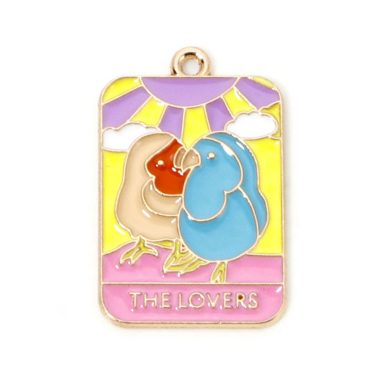 Imagen de 10 Unidades Zamak Tarot Colgantes Chapado en Oro Multicolor Rectángulo Loro Mensaje " THE LOVERS " Esmalte 3cm x 1.9cm
