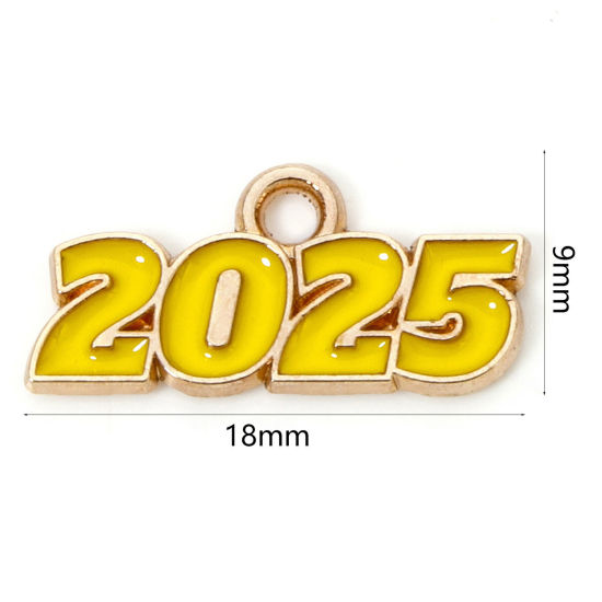 Image de 50 Pcs Breloques Année en Alliage de Zinc Doré Jaune Mots " 2025 " Émail 18mm x 9mm