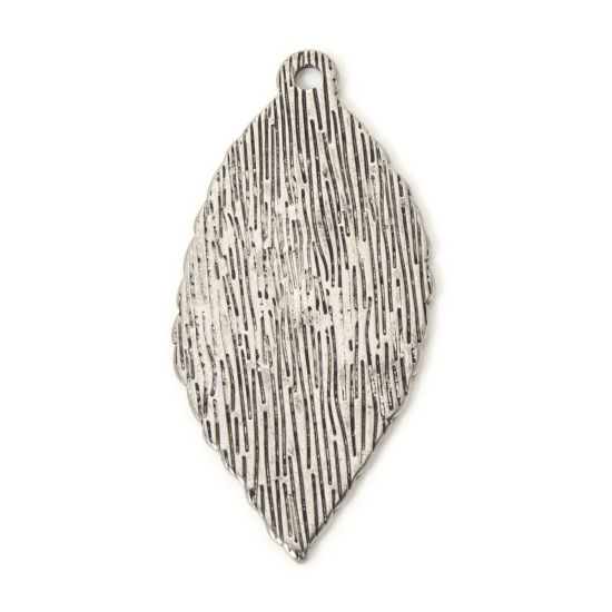 Bild von 2 PCs 304 Stainless Steel Pendants Silver Tone Leaf Stripe 3.7cm x 1.8cm