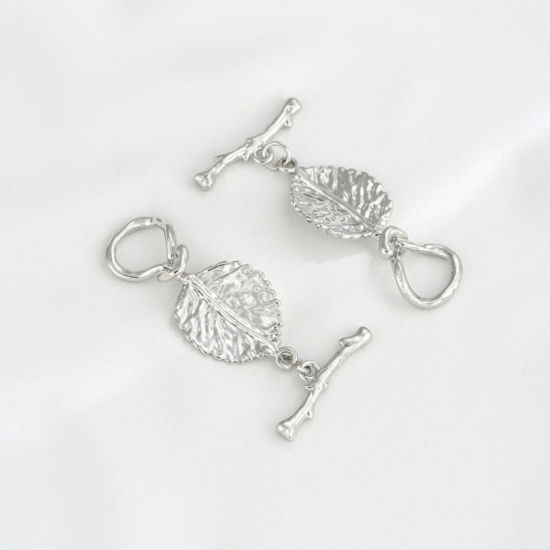 1 セット エコフレンドリー 真鍮 トグルクラスプ リアルプラチナメッキ 葉 3.5cm x 1.5cm、 の画像