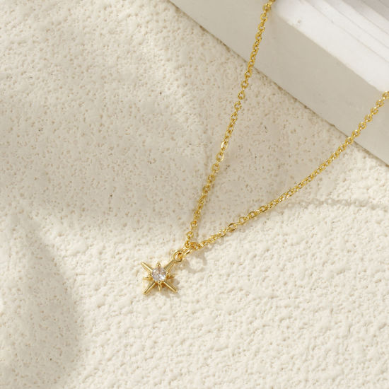 Imagen de 18K Oro Real Chapado Cadena de Cable Cruz Estrella Polar Collar con Colgante, Latón 45cm + 5cm, Para Mujeres, Claro Circón Artificial Elegante Galaxia Regalo, Respetuoso del Medio Ambiente, 1 Unidad