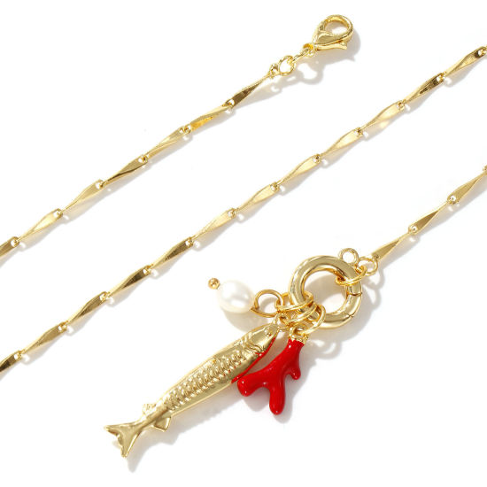 Imagen de 18K Oro Real Chapado Cadena de Semillas Pez Collar con Colgante, Latón & Perla Natural 45cm, Para Mujeres, Coral Rojo Esmalte Con Cierre De Resorte, Elegante Joyería del océano Regalo, Respetuoso del Medio Ambiente, 1 Unidad