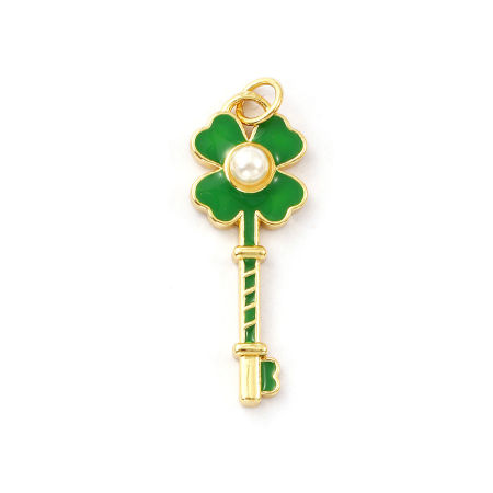 Image de 1 Pièce Pendentifs Respectueux de la Nature en Laiton Plaqué Or Véritable 18K Vert Émail Clé Trèfles Perle Imitation Acrylique 3.2cm x 1.1cm