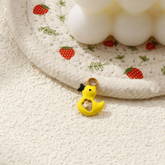 Image de 1 Pièce Breloques en 304 Acier Inoxydable Revêtement sous Vide PVD Respectueux de l'Environnement Plaqué Or 18K Jaune Émail Canard 3D 19mm x 14mm