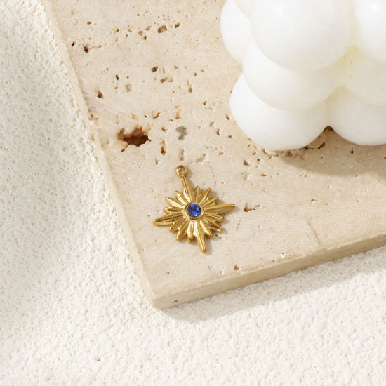 Изображение 1 ШТ Экологичное вакуумное PVD-покрытие 304 Нержавеющая Сталь галактика Подвески 18K настоящее золото с покрытием Звезда Синий Искусственный Циркон 22мм x 19мм