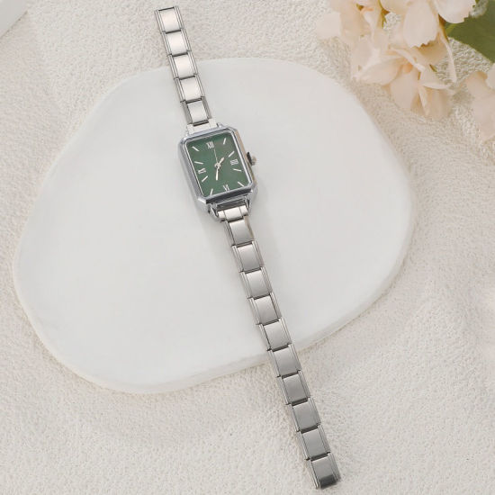 1 本 304ステンレス鋼 シルバートーン イタリアンチャームリンクモジュール式腕時計、 おしゃれでカジュアル 八辺形 緑 ユニセックス 男女兼用 プレゼント 18.5cm 長さ の画像