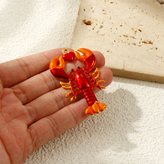 Изображение 1 ШТ Экологичное вакуумное PVD-покрытие 304 Нержавеющая Сталь Морские Украшения Подвески 18K настоящее золото с покрытием Красный С Эмалью Омар 5.3см x 3.2см