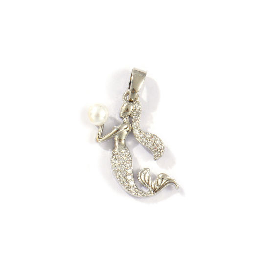 Image de 2 Pcs Pendentif Breloque Bijoux d'Océan Respectueux de la Nature en Laiton Plaqué Platine Véritable Blanc Sirène Perle Imitation Acrylique à Strass Transparent 24mm x 17mm