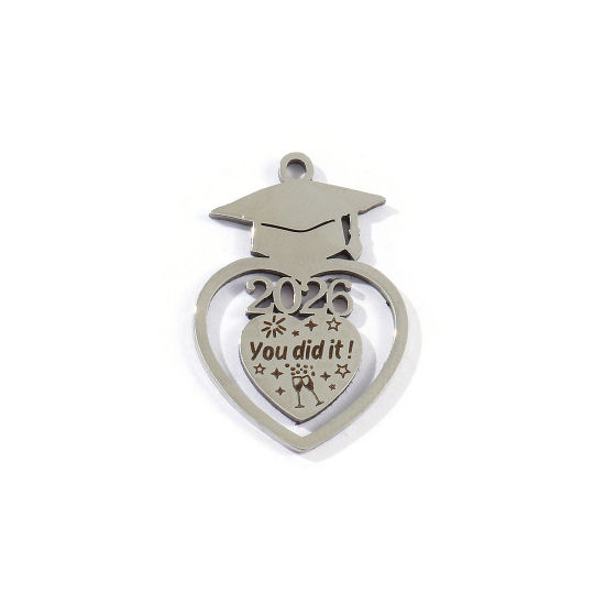 Bild von 5 Stück Umweltfreundlich 304 Edelstahl College Schmuck Charms Silberfarbe Doktorhut Herz Message " You Did It 2026 " 29mm x 20mm