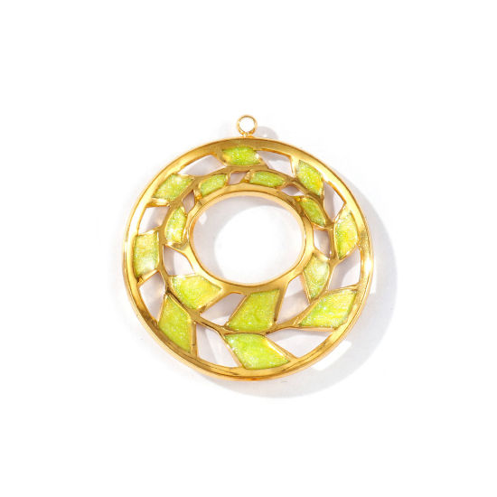 2 個 エコフレンドリー PVD 防水 耐変色性の 低アレルギー性の 304ステンレス鋼 ペンダント 卸売り 18Kリアルゴールドメッキ 黄緑色 エナメル 円形 葉 きらめき 3.1cm x 2.8cm、 の画像