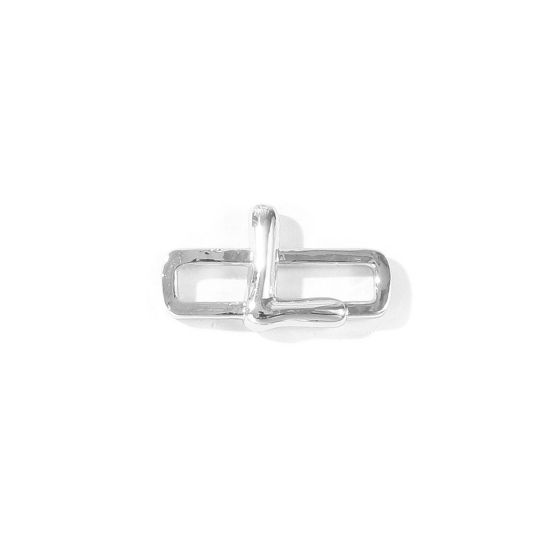 2 個 真鍮 キャピタルレター コネクター ペンダント チャーム 卸売り プラチナメッキ 長方形 文字「 L」 19mm x 11mm、 の画像