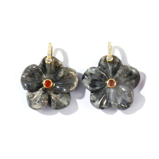 Bild von 1 Stück Edelstein & Messing Charms Großhandel 18K Vergoldet Schwarz Blumen Braun Kubischer Zirkon 29mm x 25mm