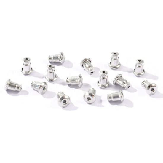 Bild von 50 Stück Messing Ohrring Ohrstecker Großhandel Platin Plattiert 6mm x 4.5mm