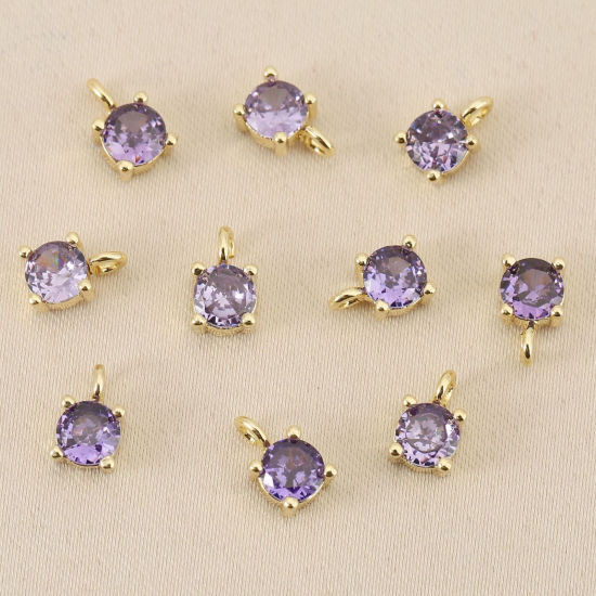 Bild von 5 Stück Messing Charms Großhandel 18K Echtgold plattiert Rund Mini Lila Kubischer Zirkon 4mm Dia