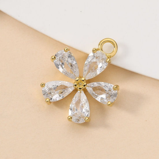 Изображение 5 ШТ Латунь Подвески Оптовая 18K позолоченный Цветы Прозрачный Искусственный Циркон 13мм x 11мм