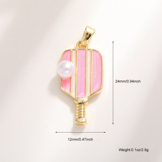 Bild von 2 Stück Messing Sport Charm-Anhänger Großhandel 18K Vergoldet Rosa Emaille Pickleball Schläger Acryl Imitat Perle 24mm x 12mm