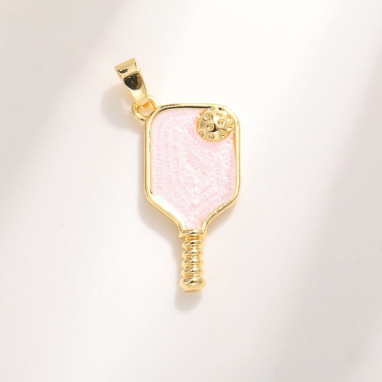Bild von 2 Stück Messing Sport Charm-Anhänger Großhandel 18K Vergoldet Rosa Emaille Pickleball Schläger 23mm x 12.5mm
