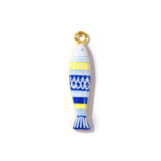 Bild von 2 Stück Umweltfreundlich Messing Ozean Schmuck Anhänger Großhandel 18K Echtgold plattiert Bunt Fisch Gedruckt 3.3cm x 0.7cm