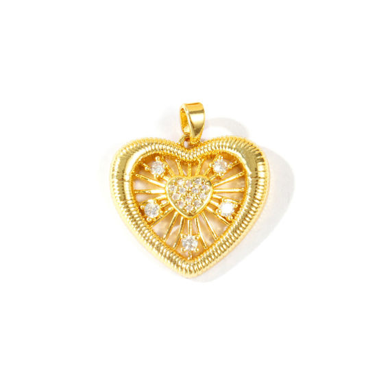 Imagen de 2 Unidades Latón Style Of Royal Court Character Colgantes Charms Al Por Mayor Chapado en Oro de 18K Corazón Encaje Hueco Claro Circón Artificial 24mm x 21mm