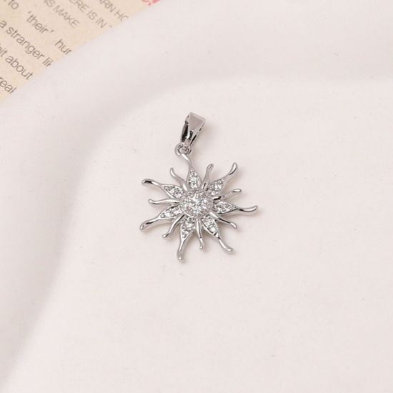 Immagine di 2 Pz Ottone Galassia Ciondoli Pendenti All'Ingrosso Platino Placcato Sole Trasparente Cubic Zirconiae 20mm x 18mm