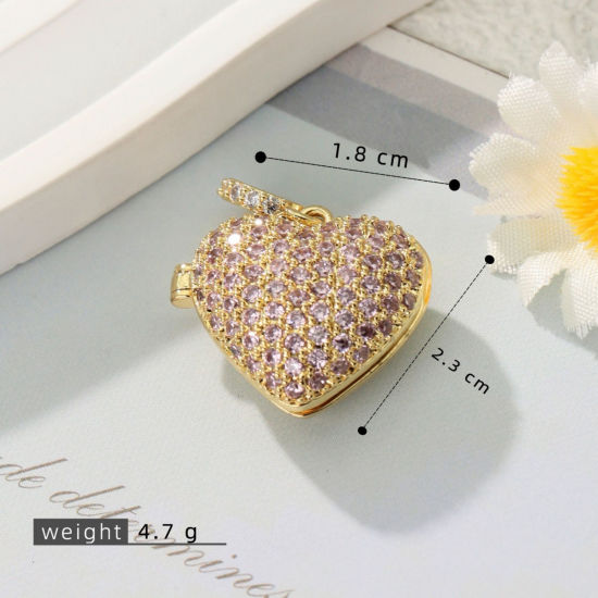 Immagine di 1 Pz Ottone Micro Intarsio Ciondoli con Medaglione Fotografico All'Ingrosso Placcato Oro 18K Cuore Viola Pallido Cubic Zirconiae 23mm x 18mm