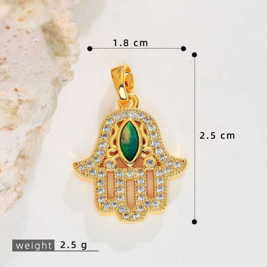 Image de 2 Pcs Pendentif Breloque En Gros Religieux en Laiton Plaqué Or 18K Khamsa Symbole Paume Micro Pave à Strass Vert à Zircone Cubique Clair 25mm x 18mm