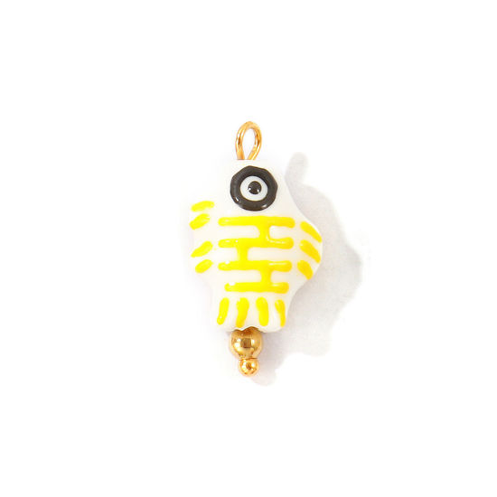 Imagen de 2 Unidades Respetuoso del Medio Ambiente 304 Acero Inoxidable & Cerámica Joyería del océano Colgantes Al Por Mayor Chapado en Oro de 18K Amarillo Pez 3D 23mm x 12mm