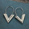Picture of Simple Metal Earrings Silver Tone V Shape 3.7cm, 1 Pair