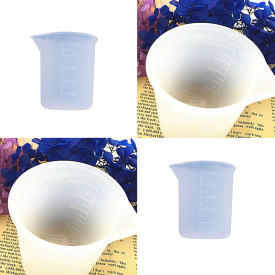 Picture of 100ml Silicone Measuring Cup White 7.1cm(2 6/8") x 6.4cm(2 4/8"), 1 Piece