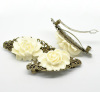 Image de Pinces à Cheveux Bronze Antique Creux Fleur en Résine Blanc 7.9cm x 3.7cm, 2 PCs