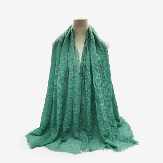 Picture of Emerald Green - Women's Solid Color Wrinkled Tassel Scarves & Wraps 180x95cm, 1 Piece