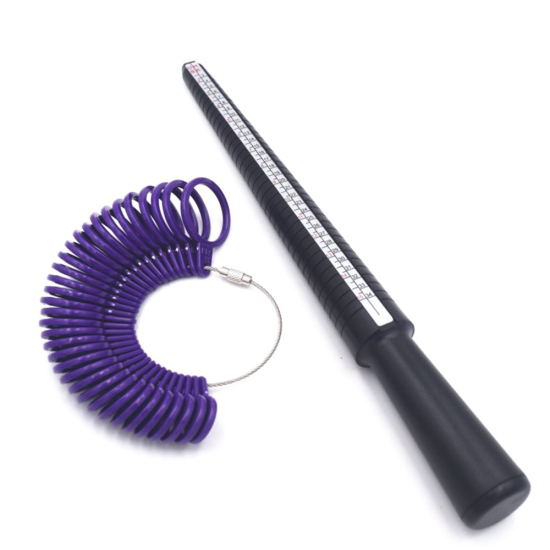 Изображение ABS Пластик Кольцевой измерительный инструмент, Черный Фиолетовый 26см x 2.3см, Размер HK 1 - 33, 1 Комплект