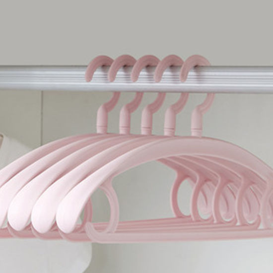 Image de Rose - Cintre De Vêtements Pour Adultes À Large Épaule Antidérapant Non-Trace De Ménage En Pp 41,5 X 20,3 Cm, 1 Pièce