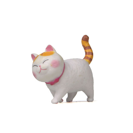 Picture of White - Second Generation PVC Cute Cat Ornaments Home Landscape Miniature Decoration 4.1x4.6cm, 1 Piece