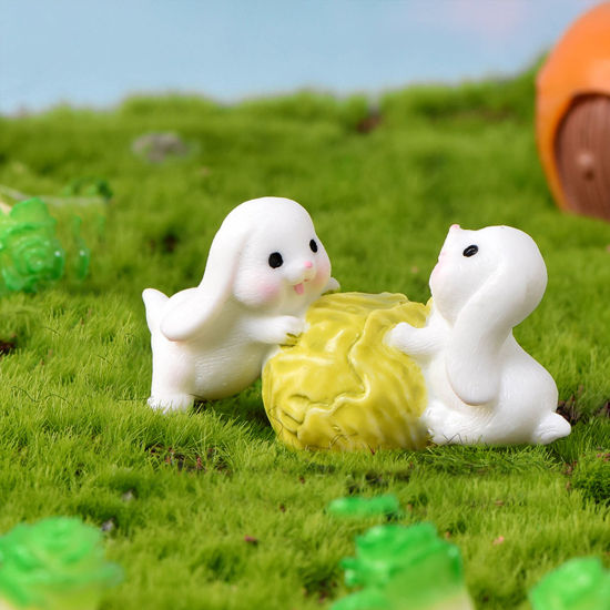Изображение White - 2# Rabbit Animal Resin Micro Landscape Miniature Decoration 3.3x5.4cm, 1 Piece