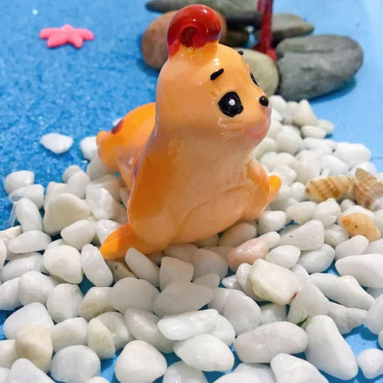 Imagen de Dark Yellow - Sea Lion Dad Resin Micro Landscape Miniature Decoration 5x4cm, 1 Piece
