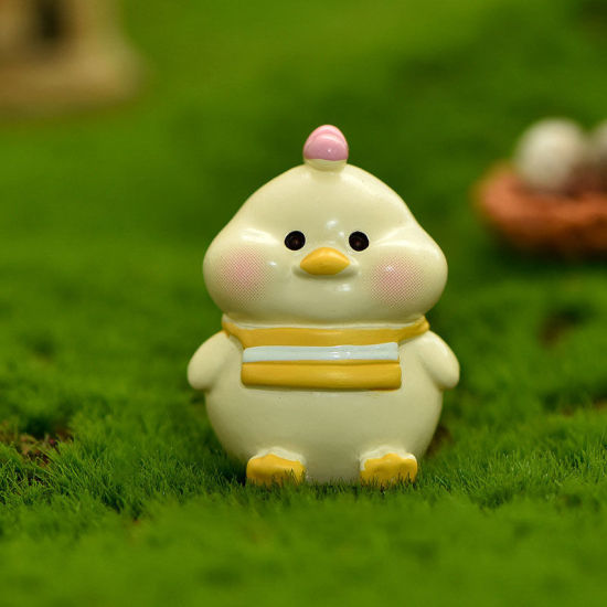 Picture of Pale Yellow - Chick Chinese Zodiac Animal Resin Micro Landscape Miniature Decoration 3.5x2.8cm, 1 Piece