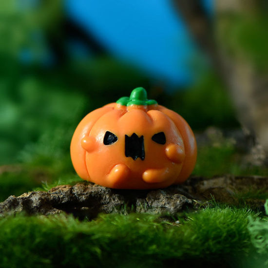 Picture of Orange - 4# Halloween Pumpkin Resin Micro Landscape Miniature Decoration 2.8x2.2cm, 1 Piece