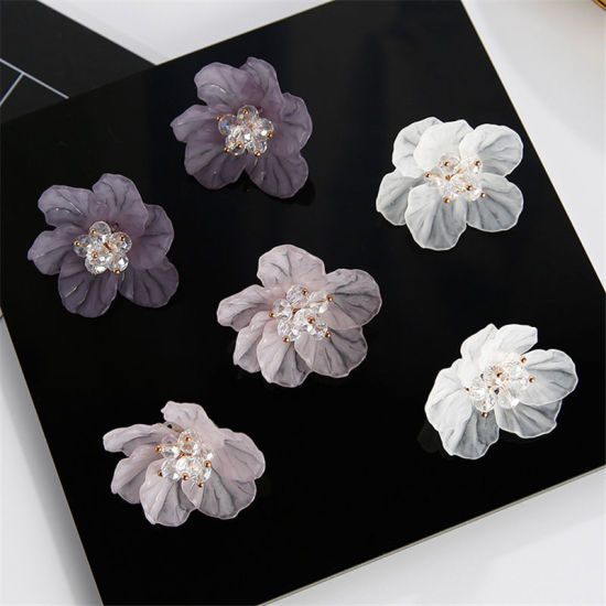 Image de Boucles d'Oreilles Puces Blanc Fleur A Facettes 4cm x 4cm, Epaisseur de Fil: (20 gauge), 1 Paire