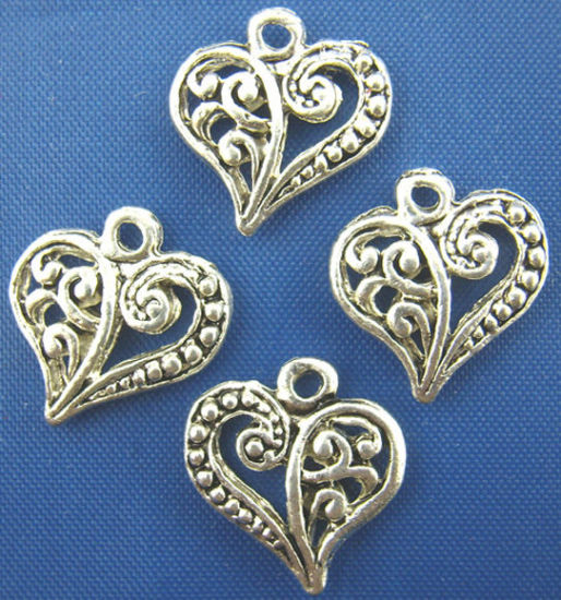 Immagine di Lega di Zinco Charm Ciondoli Cuore Argento Antico Modello Disegno 14.0mm x 13.0mm, 50 Pz